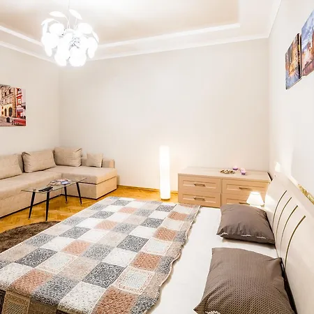 Onlviv Teatralna 23 Apartman *